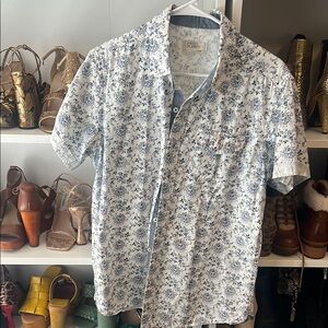 Free Planet Men's Blue Floral Shirt